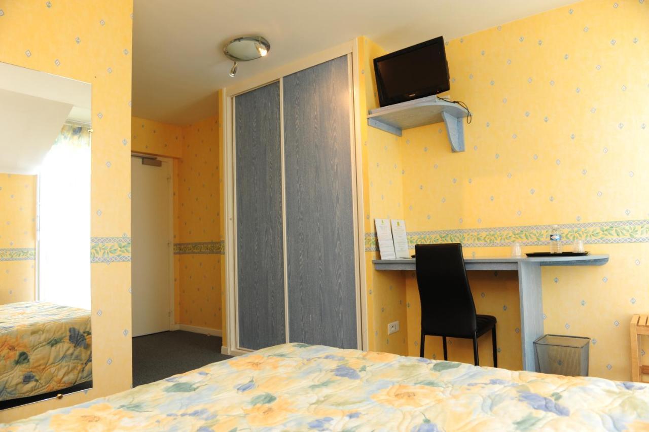 Logis Argonne Hotel Vouziers エクステリア 写真